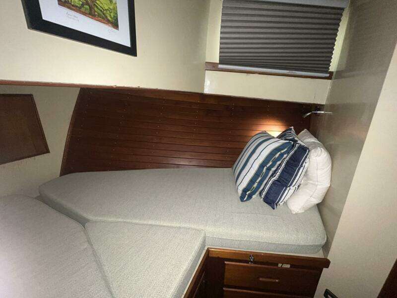 Chosen Sun 42ft Grand Banks Yacht For Sale