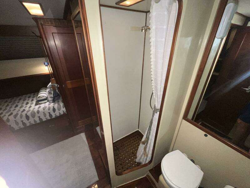 Chosen Sun 42ft Grand Banks Yacht For Sale