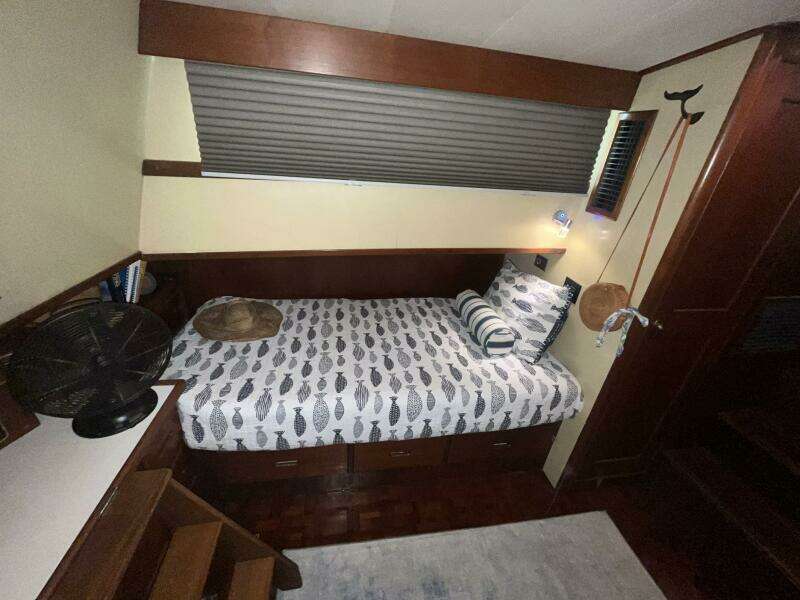 Chosen Sun 42ft Grand Banks Yacht For Sale