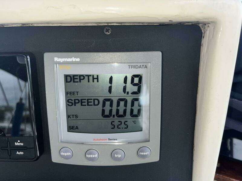 Chosen Sun 42ft Grand Banks Yacht For Sale