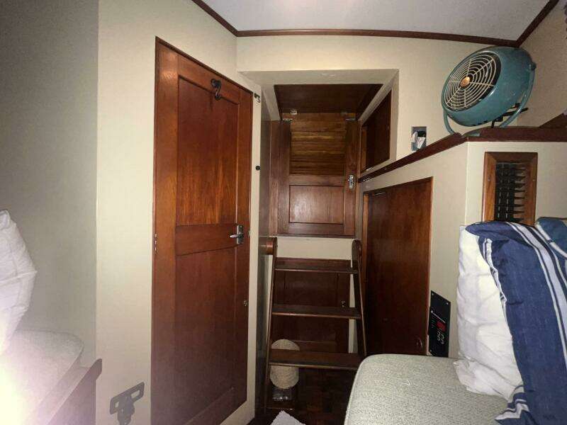 Chosen Sun 42ft Grand Banks Yacht For Sale