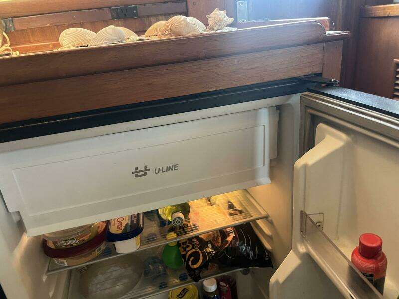 Chosen Sun 42ft Grand Banks Yacht For Sale