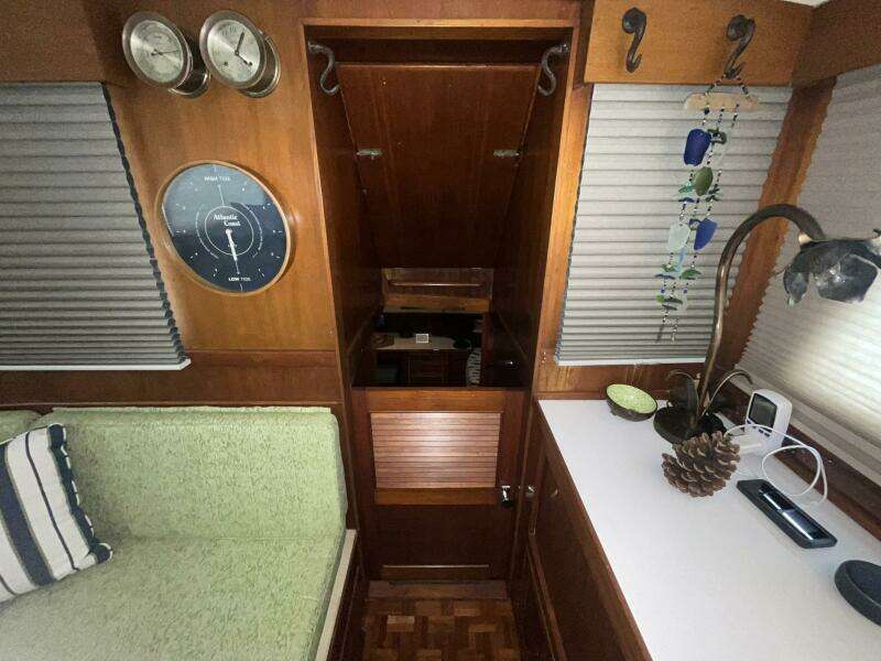 Chosen Sun 42ft Grand Banks Yacht For Sale