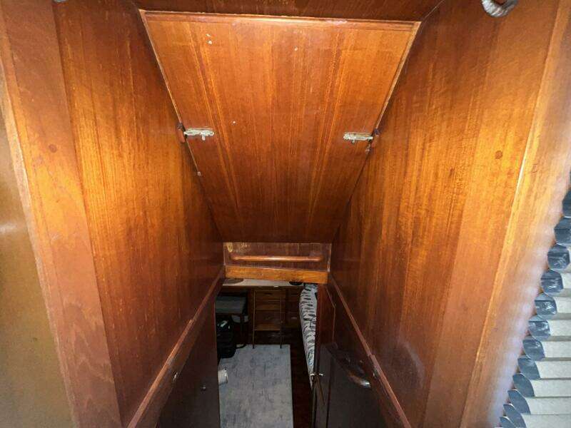 Chosen Sun 42ft Grand Banks Yacht For Sale