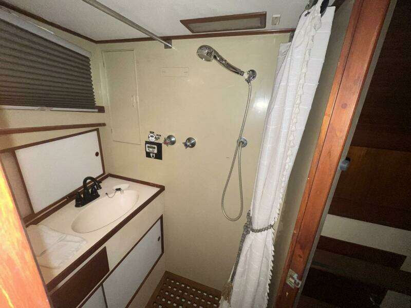 Chosen Sun 42ft Grand Banks Yacht For Sale