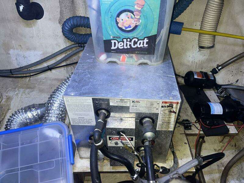 Chosen Sun 42ft Grand Banks Yacht For Sale