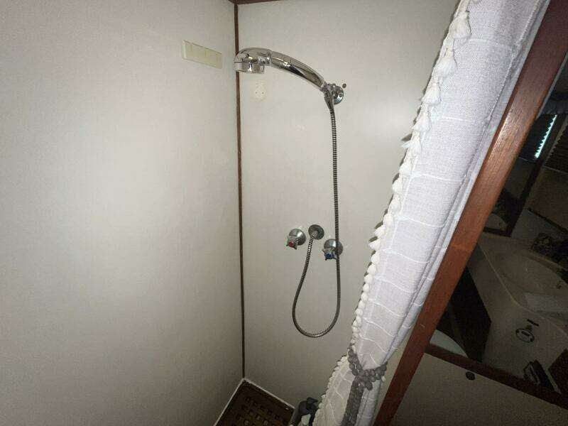 Chosen Sun 42ft Grand Banks Yacht For Sale