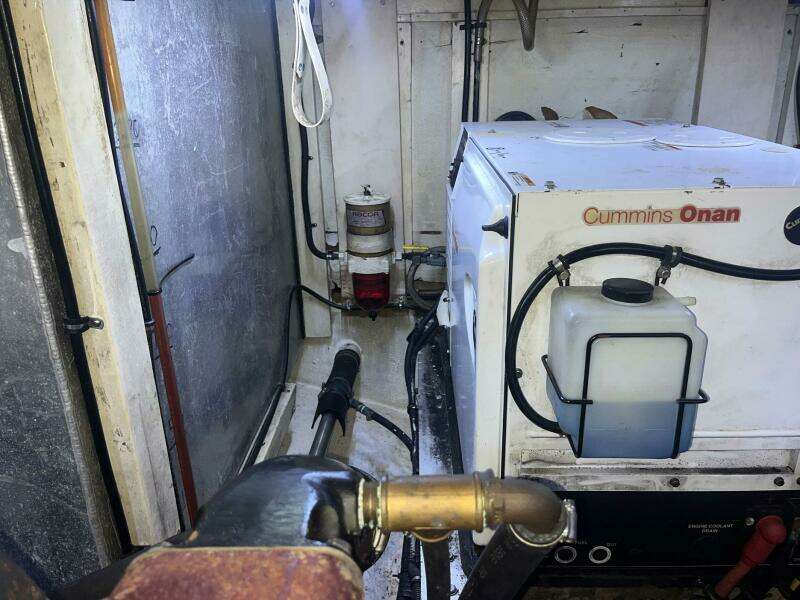 Chosen Sun 42ft Grand Banks Yacht For Sale