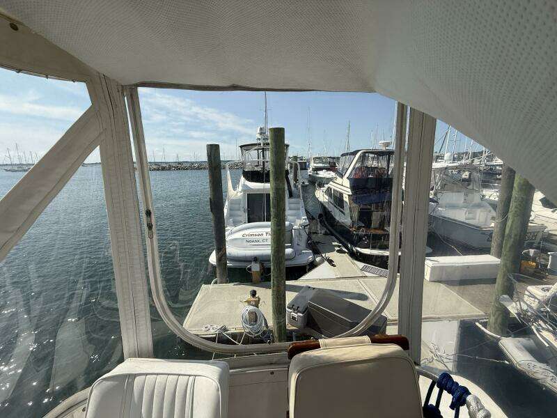 Sea Dreamin 32ft Luhrs Yacht For Sale