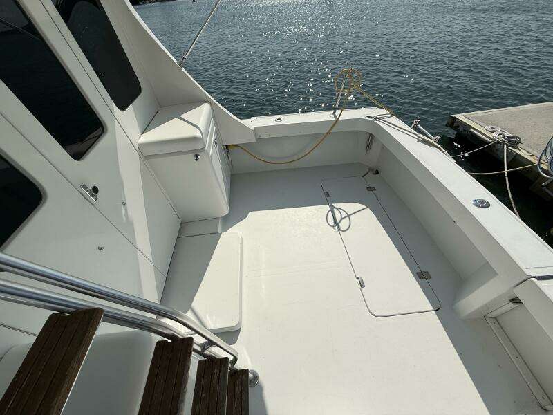 Sea Dreamin 32ft Luhrs Yacht For Sale
