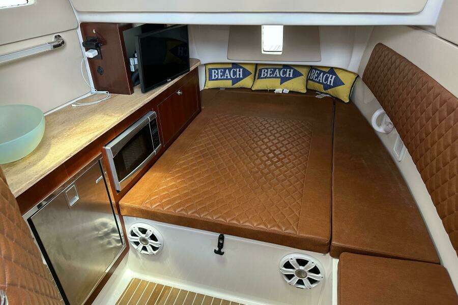 37ft Edgewater Yacht For Sale