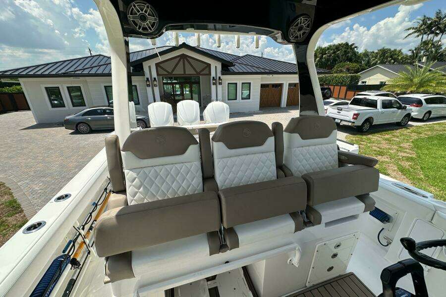 37ft Edgewater Yacht For Sale