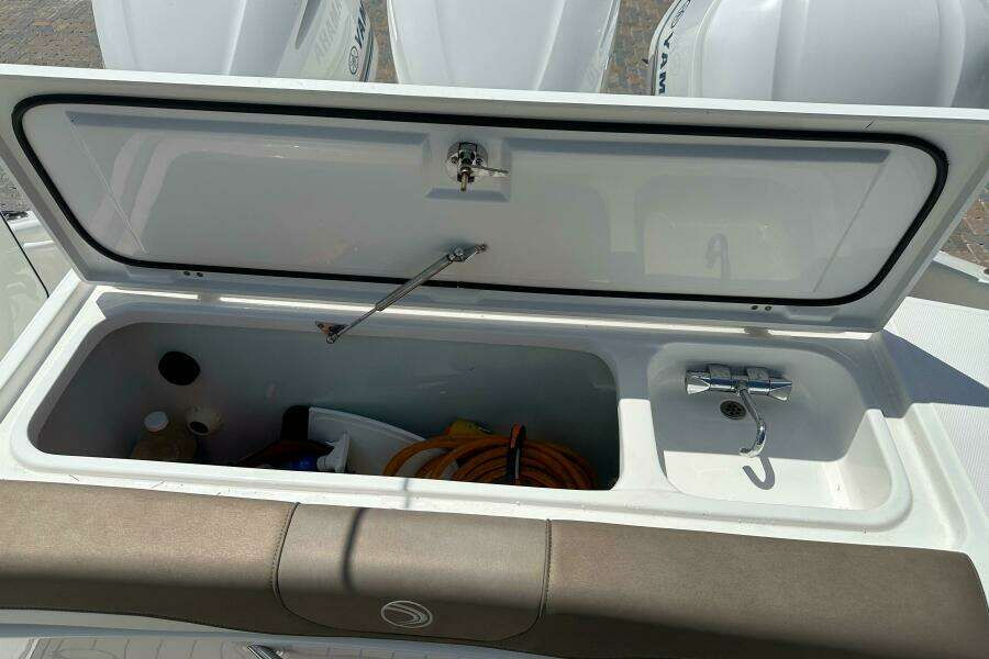 37ft Edgewater Yacht For Sale