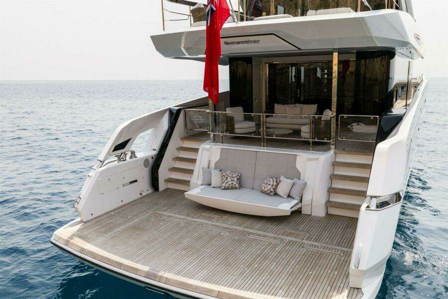 82ft Sunseeker Yacht For Sale