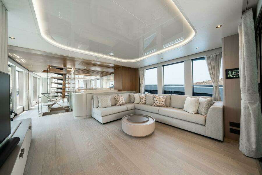 82ft Sunseeker Yacht For Sale