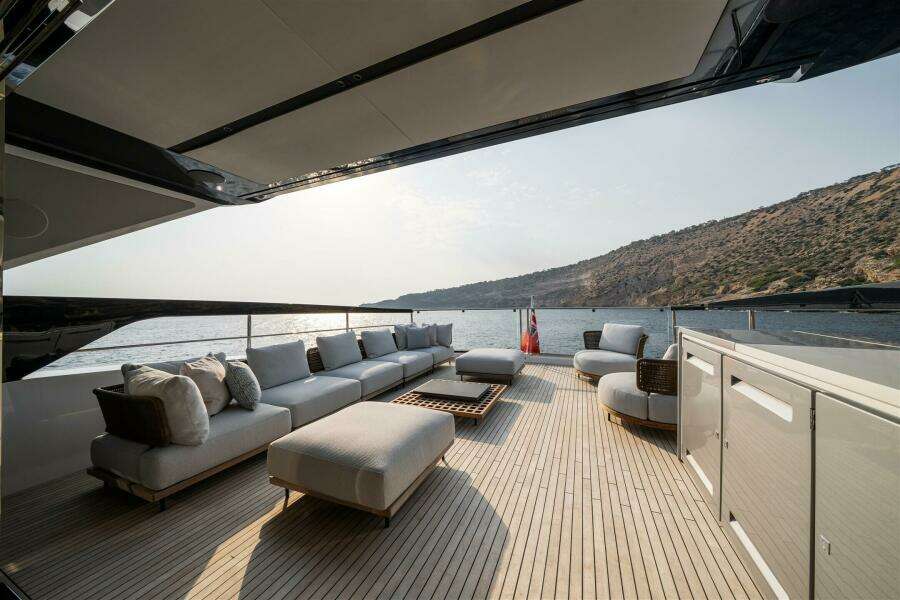 82ft Sunseeker Yacht For Sale