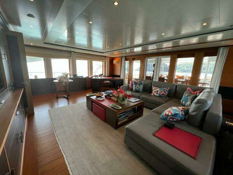 LATITUDE 147ft Timmerman Yacht For Sale