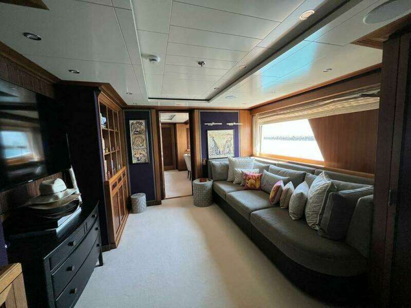 LATITUDE 147ft Timmerman Yacht For Sale