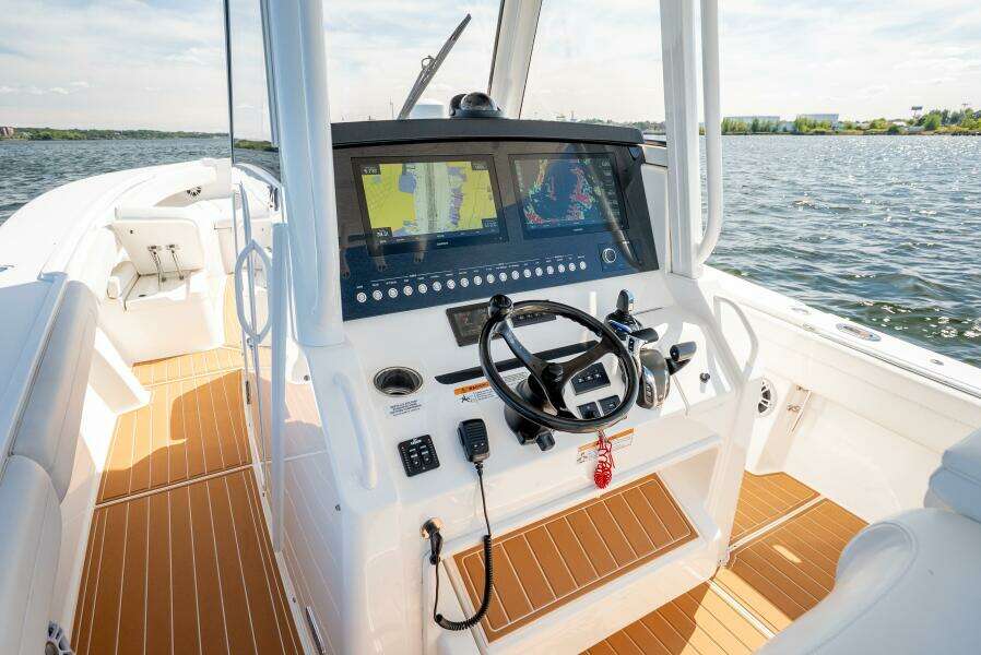 Blue Chip 34ft Regulator Yacht For Sale