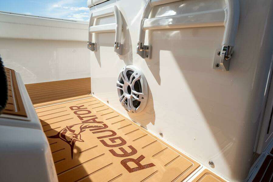 Blue Chip 34ft Regulator Yacht For Sale