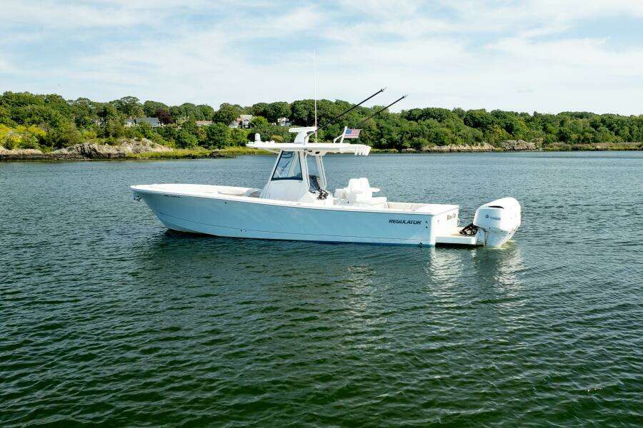 Blue Chip 34ft Regulator Yacht For Sale
