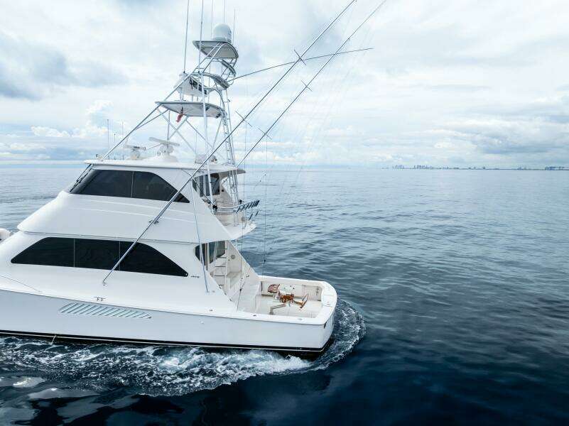 2006 Viking 68 Enclosed Bridge