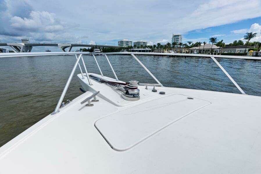 2006 Viking 68 Enclosed Bridge