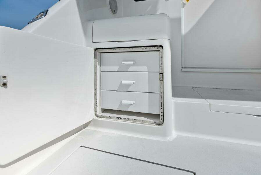 2006 Viking 68 Enclosed Bridge