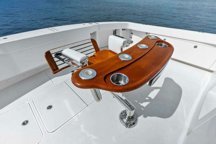 2006 Viking 68 Enclosed Bridge