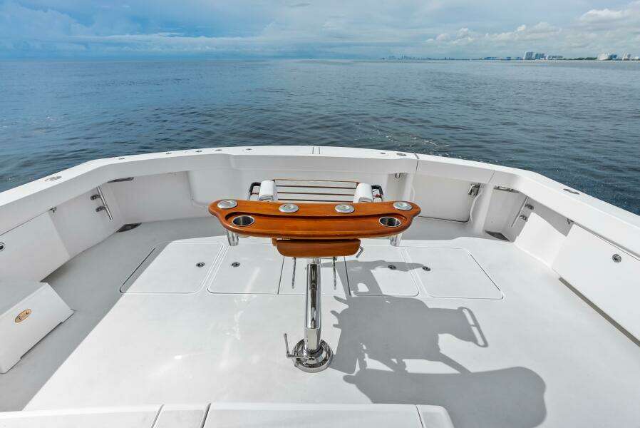 2006 Viking 68 Enclosed Bridge