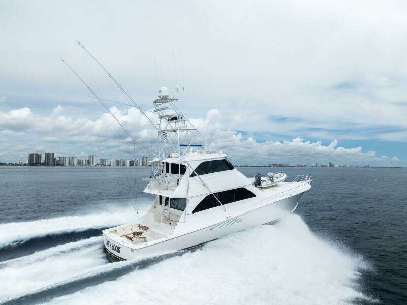 2006 Viking 68 Enclosed Bridge