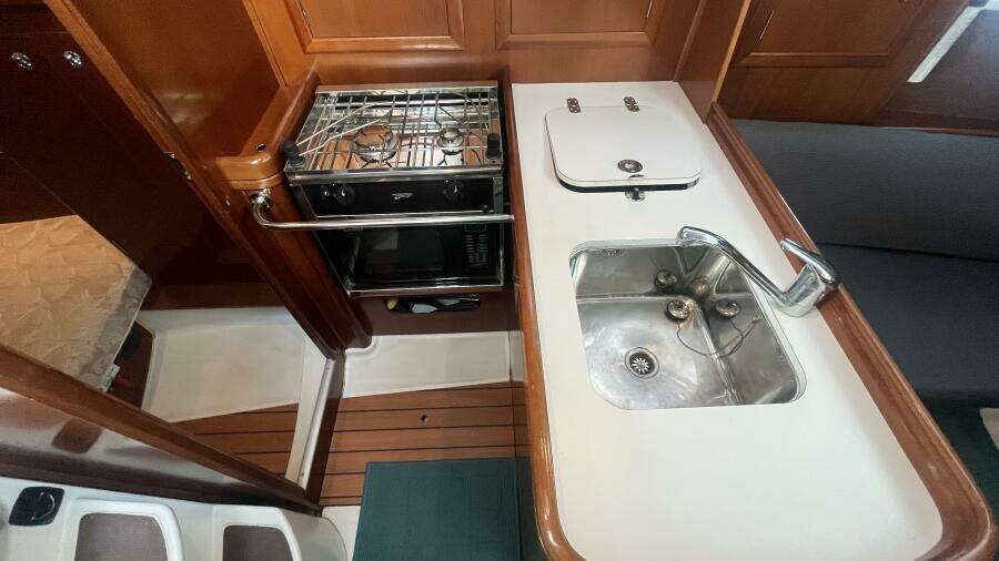 Last Penny 32ft Beneteau Yacht For Sale