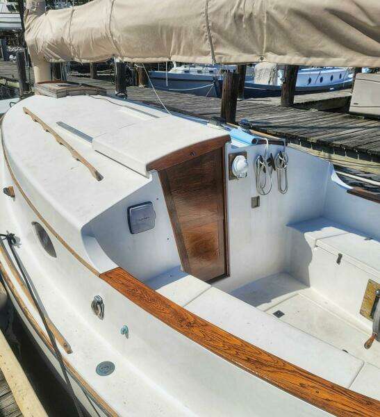 Coot 21ft Classic Yacht For Sale