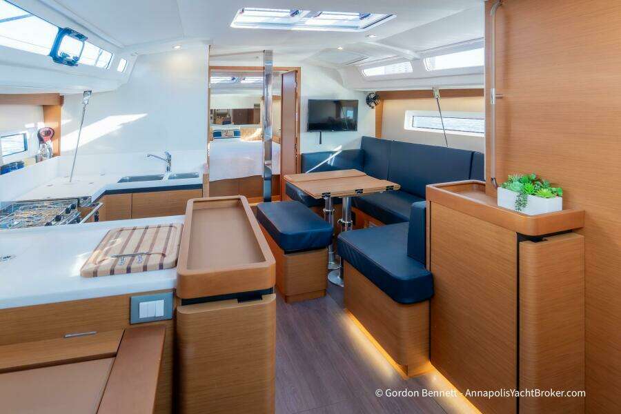 Boat Tox 44ft Jeanneau Yacht For Sale