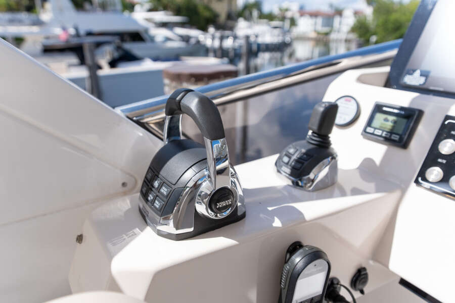 50ft Azimut Yacht For Sale