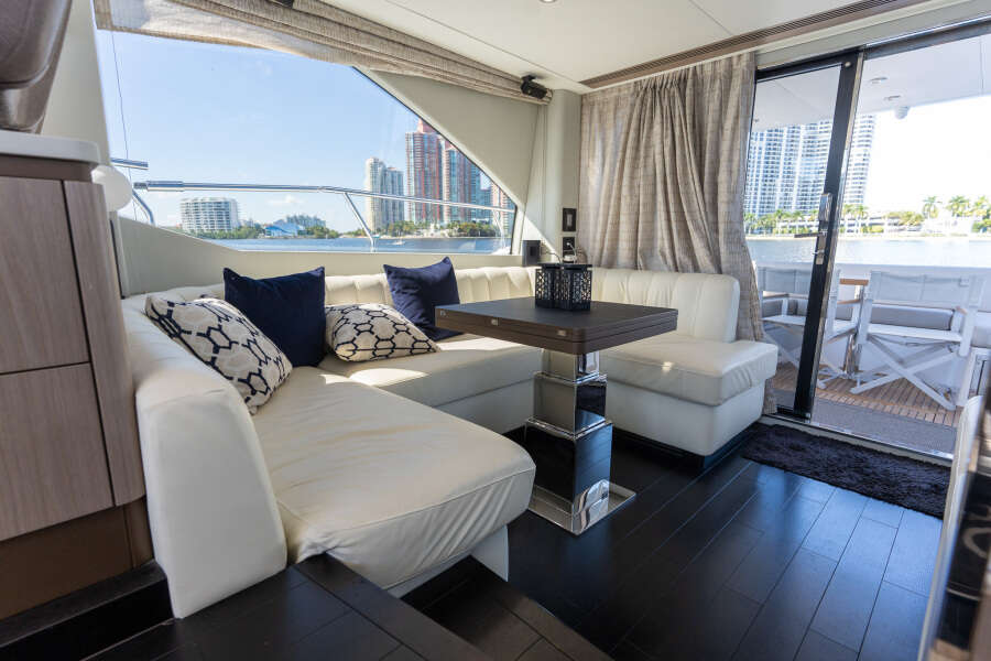 50ft Azimut Yacht For Sale