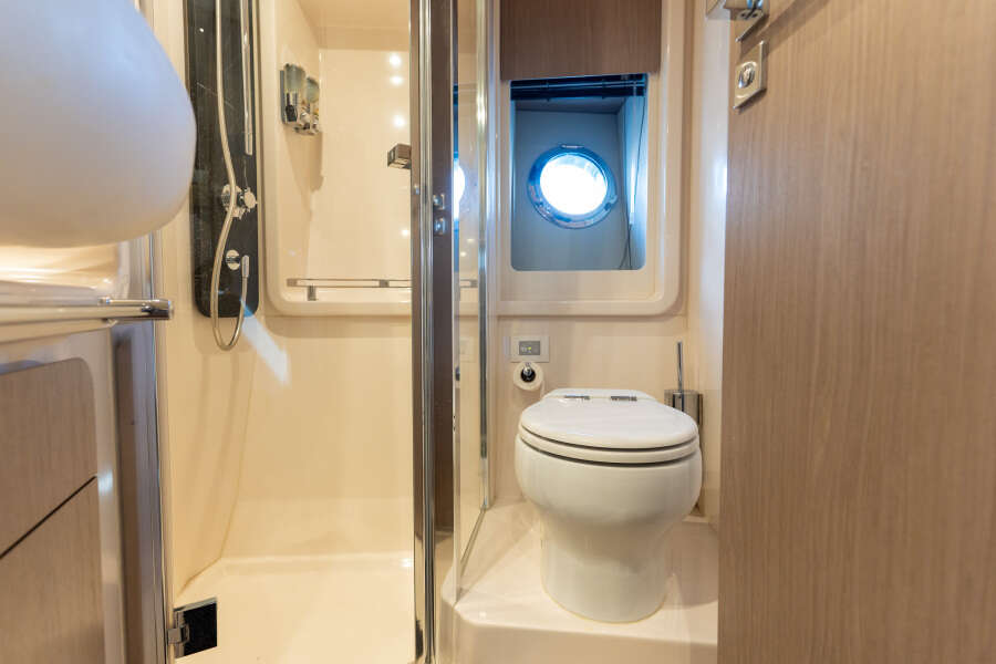 50ft Azimut Yacht For Sale