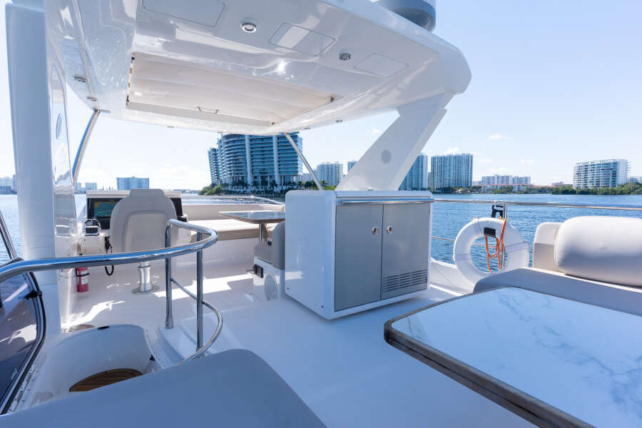 50ft Azimut Yacht For Sale