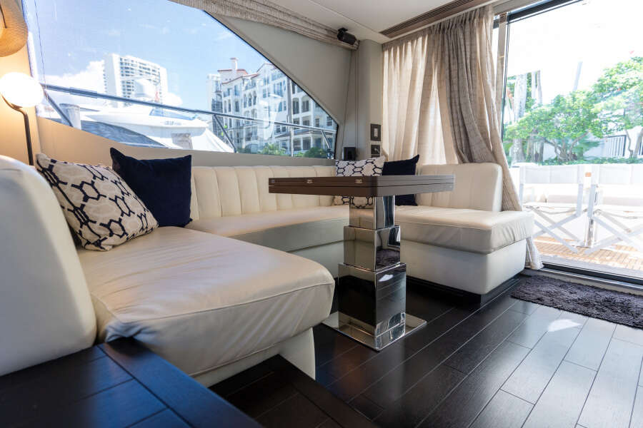 50ft Azimut Yacht For Sale