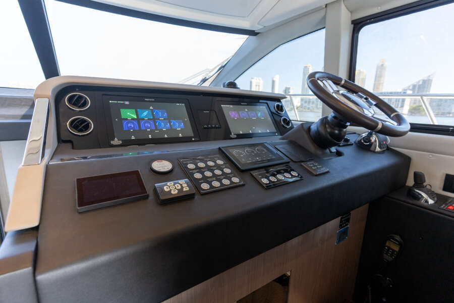 50ft Azimut Yacht For Sale