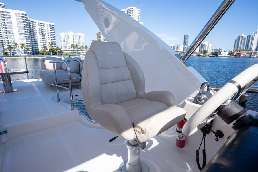 50ft Azimut Yacht For Sale