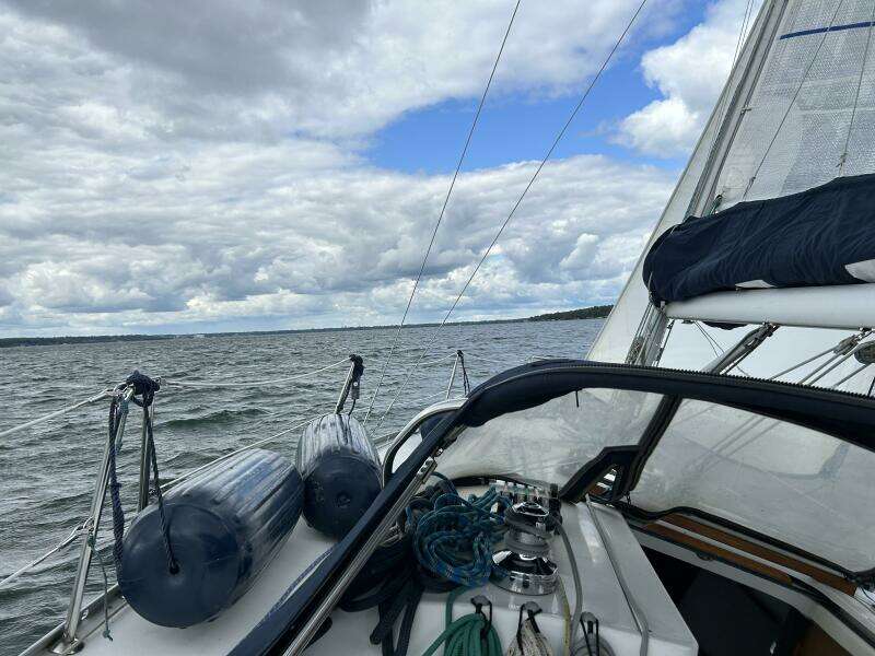 Chocolatero 33ft Beneteau Yacht For Sale