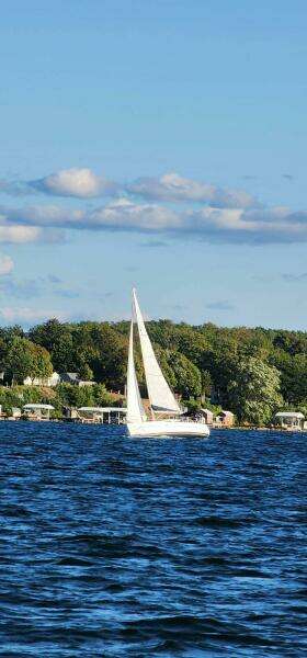 Chocolatero 33ft Beneteau Yacht For Sale