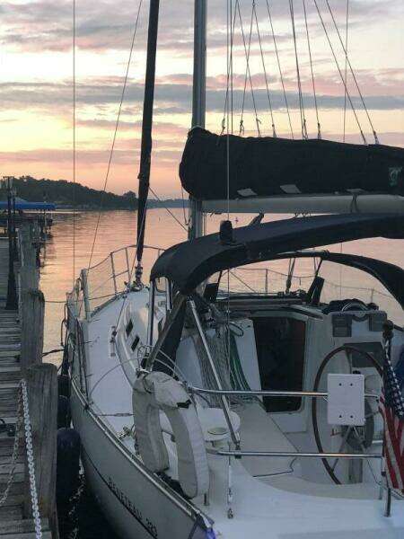 Chocolatero 33ft Beneteau Yacht For Sale