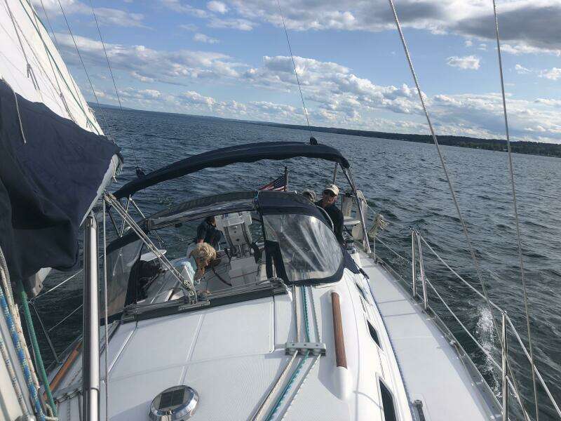 Chocolatero 33ft Beneteau Yacht For Sale