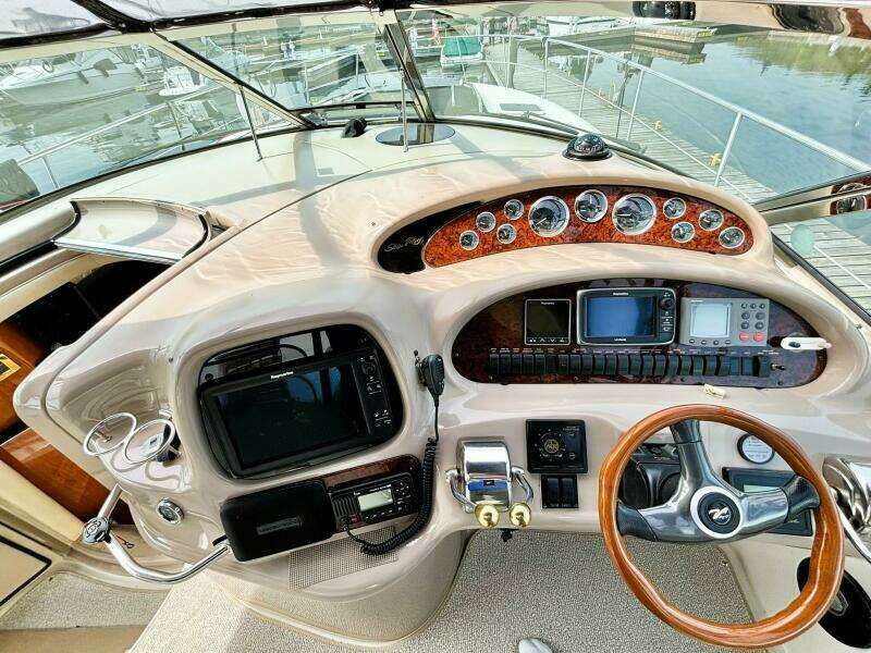 Deep rsquo R in Depth 41ft Sea Ray Yacht For Sale