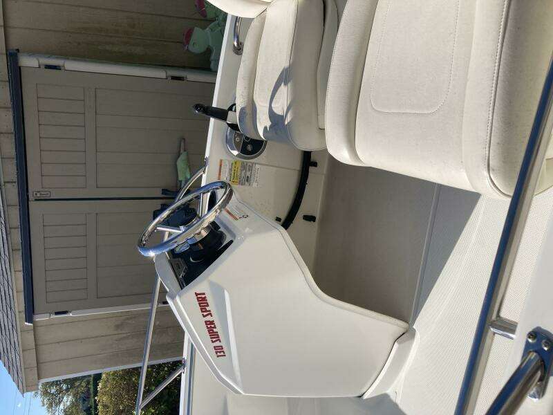 13ft Boston Whaler Yacht For Sale