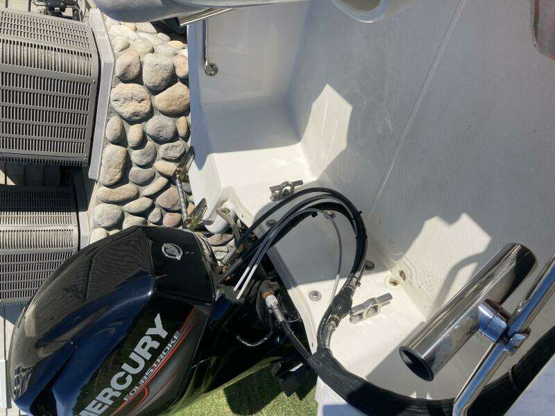 13ft Boston Whaler Yacht For Sale