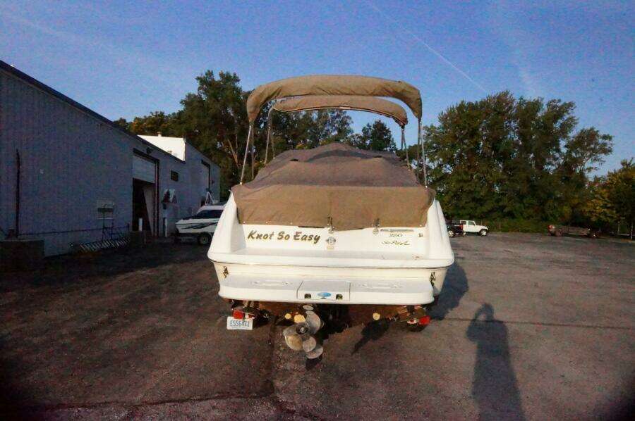 25ft Sea Ray Yacht For Sale