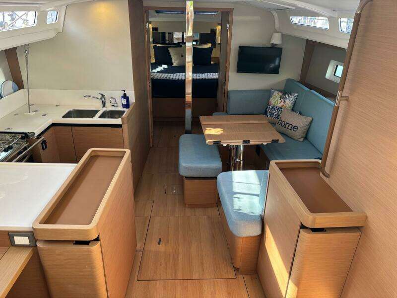 La Paloma 44ft Jeanneau Yacht For Sale